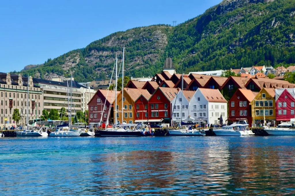 mejor epoca fiordos noruegos verano