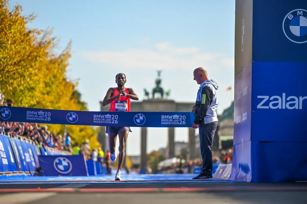 Guye Adola, ganador del Maratón de Berlín 2026
